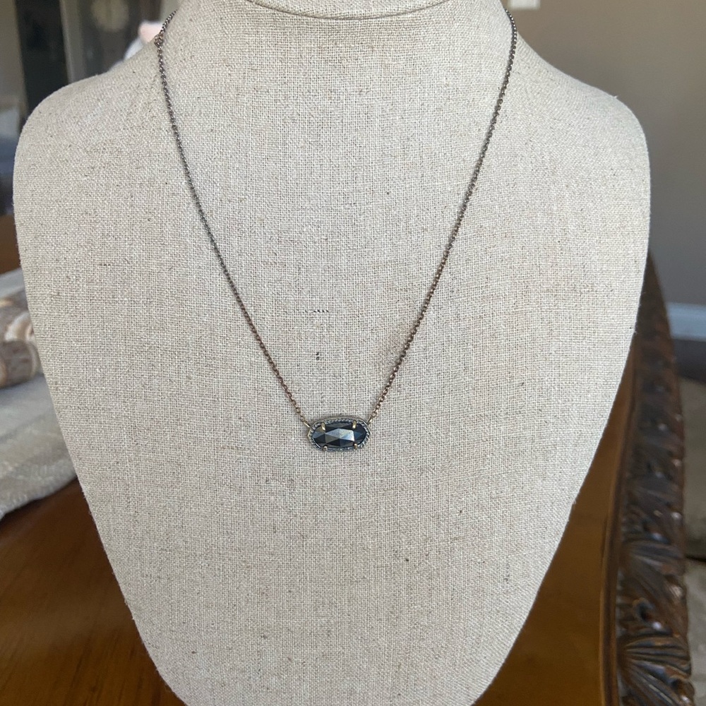 kendra scott black necklace